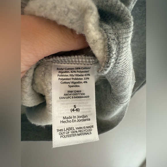 Athletic Works Go Taylor’s Boyfriend Crew Neck Sweatshirt Women’s SZ S Grey - Picture 4 of 8